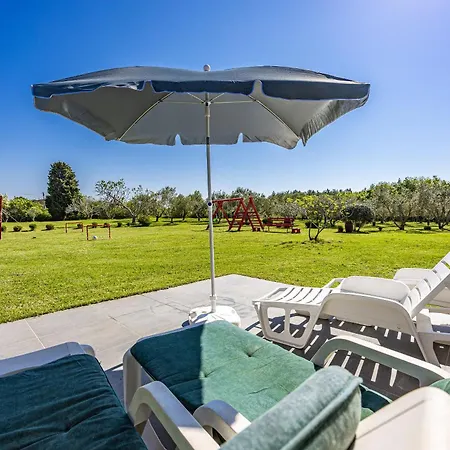 House Kacana וודניאן