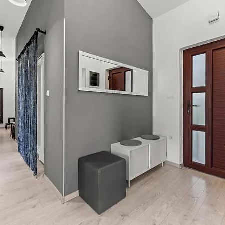 Apartament House Kacana *