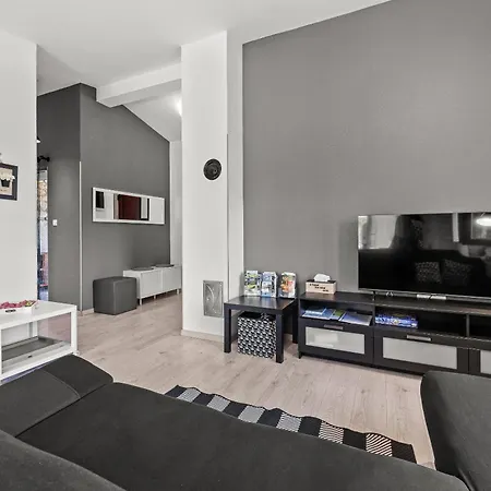 House Kacana